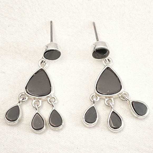 Monet Mini Chandelier Earrings Onyx Stones On Silver Tone Setting - Picture 5 of 8
